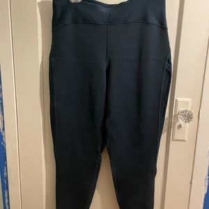 Lululemon Flurry up Size 12
